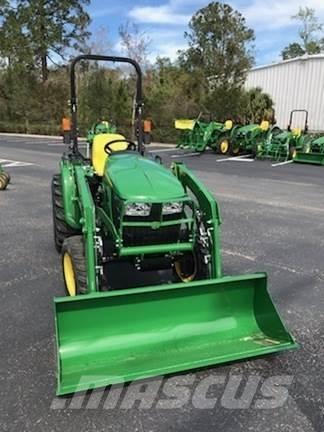 John Deere 3025E Compacttrekkers