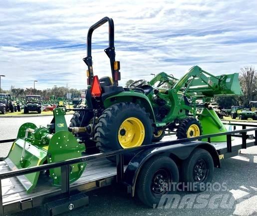 John Deere 3025E Compacttrekkers