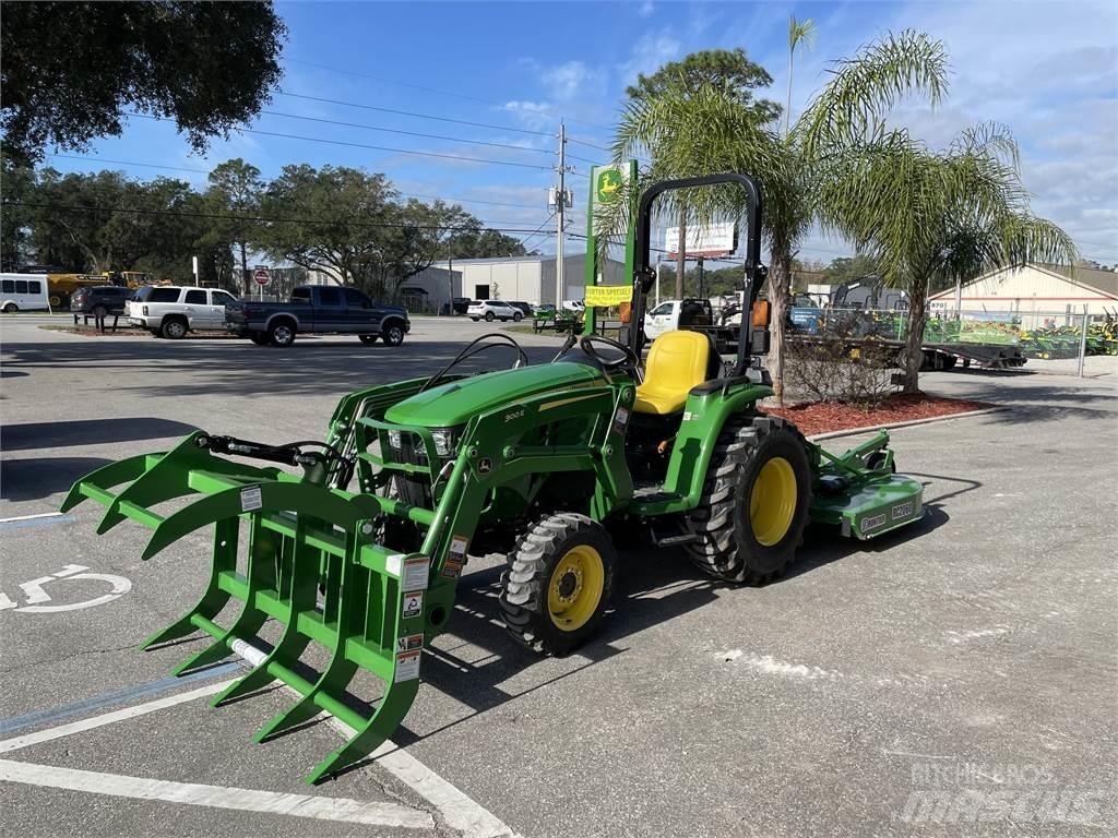 John Deere 3032E Compacttrekkers