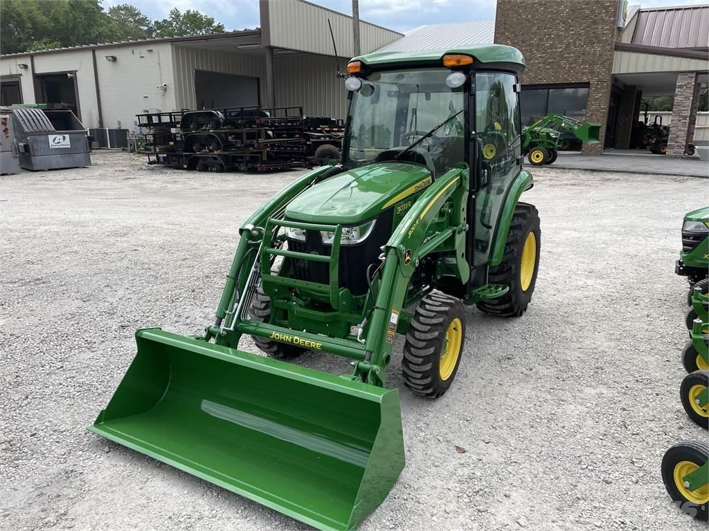 John Deere 3033R Compacttrekkers