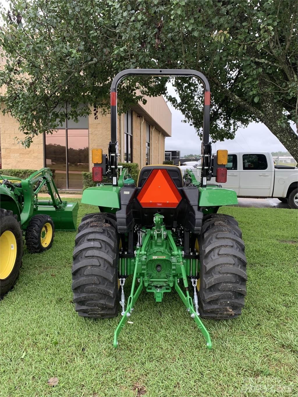 John Deere 3035D Compacttrekkers
