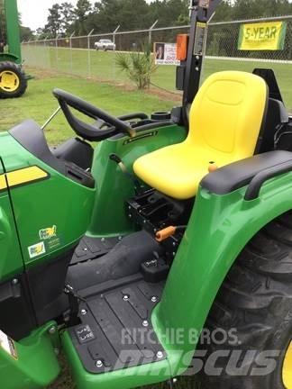 John Deere 3038E Compacttrekkers