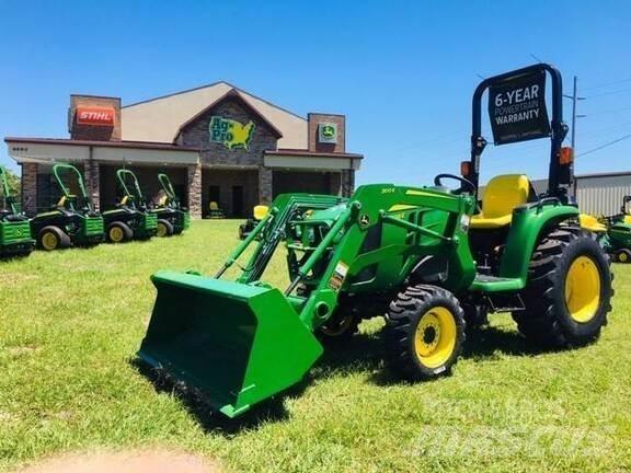 John Deere 3038E Compacttrekkers