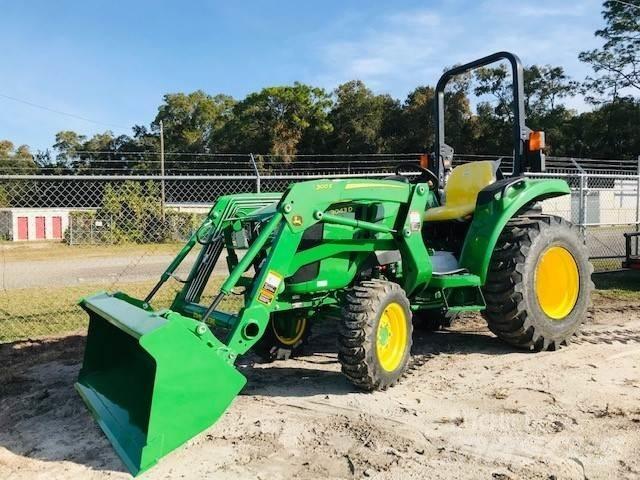 John Deere 3043D Tractoren