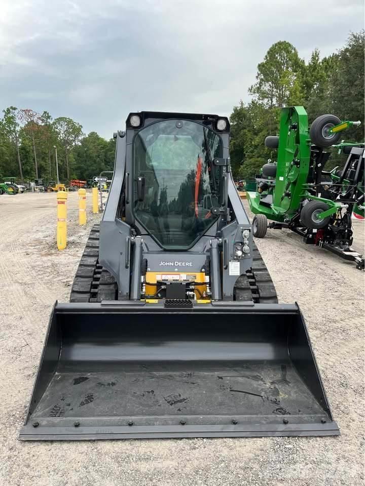 John Deere 317G Miniladers