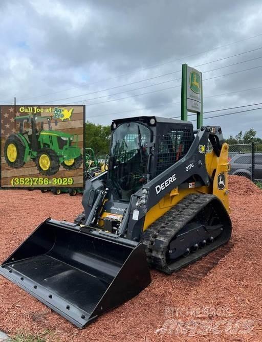 John Deere 317G Miniladers