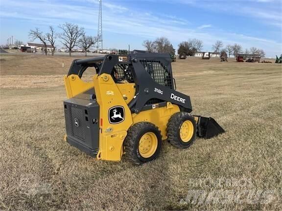 John Deere 318G Schrankladers