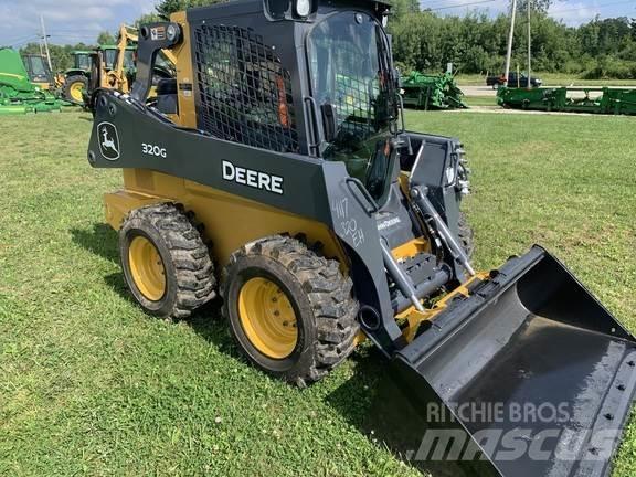 John Deere 320G Schrankladers