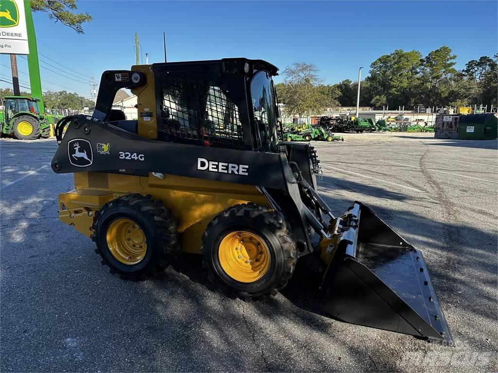 John Deere 324G Schrankladers