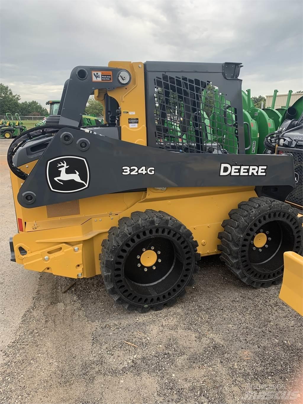 John Deere 324G Schrankladers