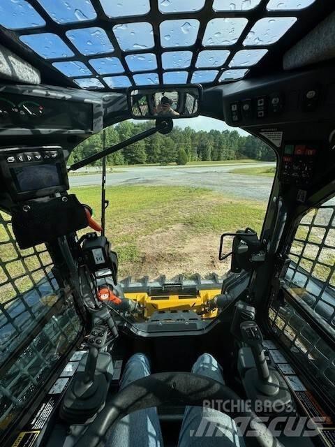 John Deere 325G Miniladers