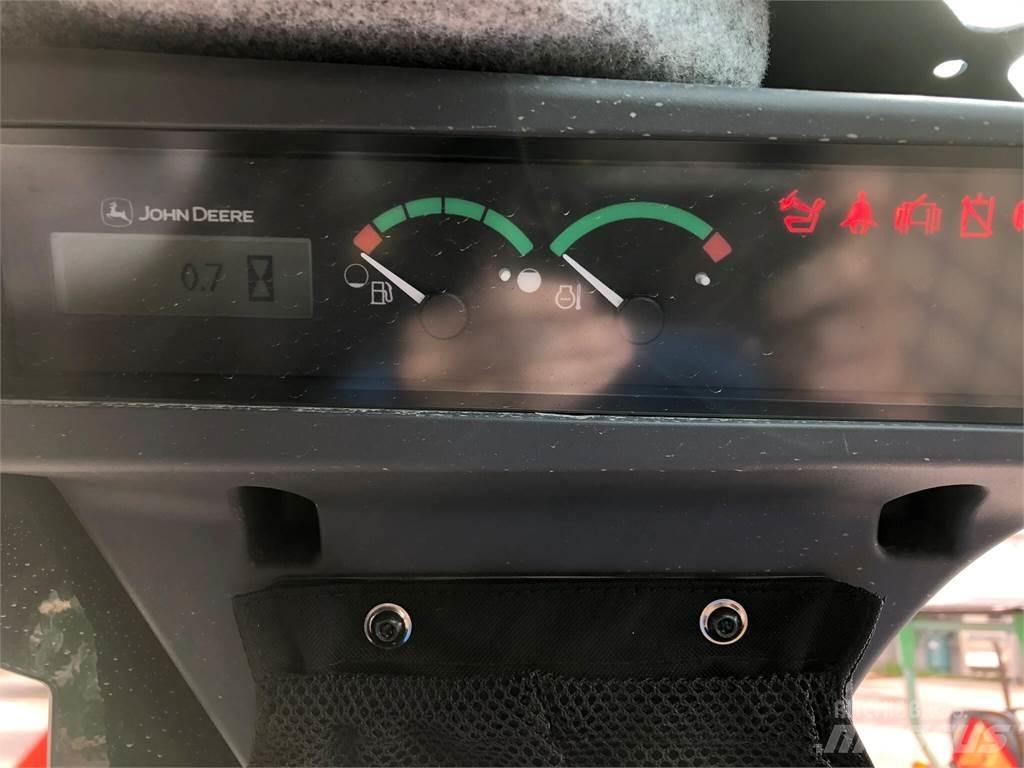 John Deere 325G Miniladers
