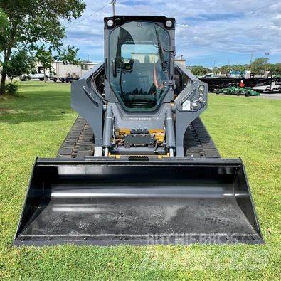 John Deere 331G Miniladers
