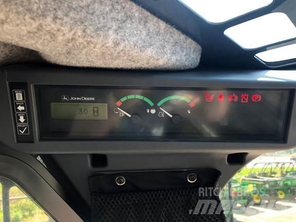 John Deere 331G Miniladers