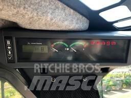 John Deere 331G Miniladers