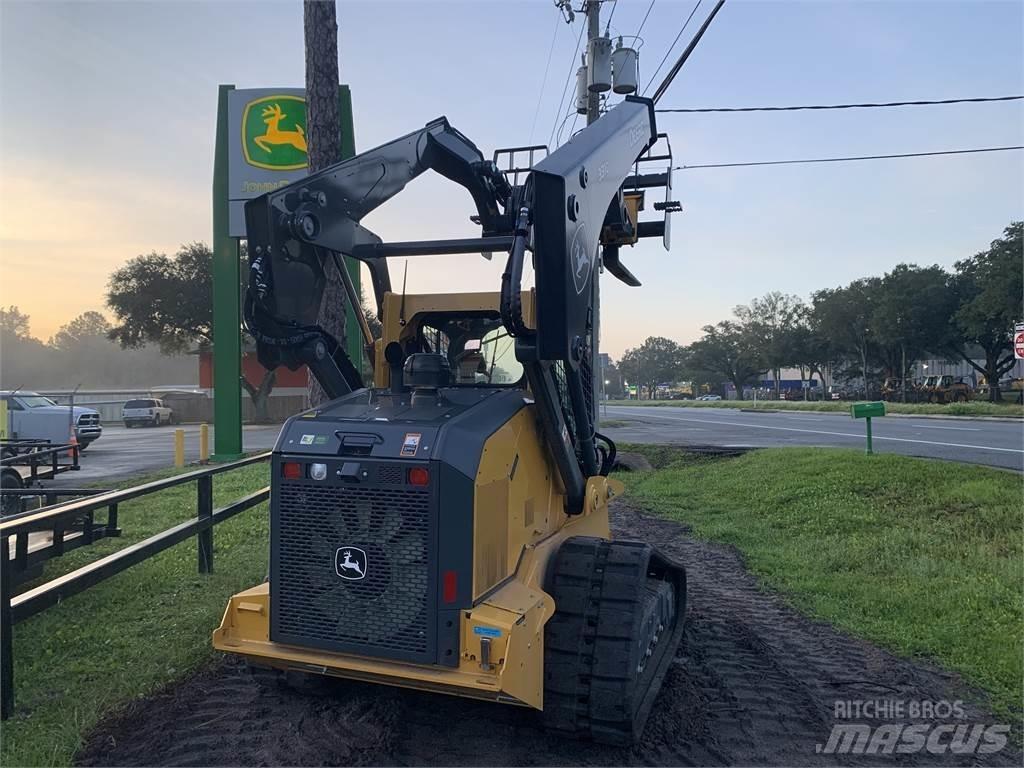 John Deere 331G Miniladers