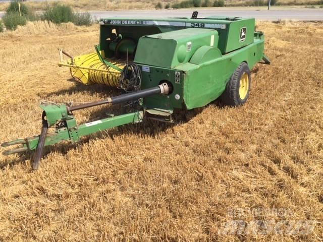 John Deere 349 Vierkante balenpers