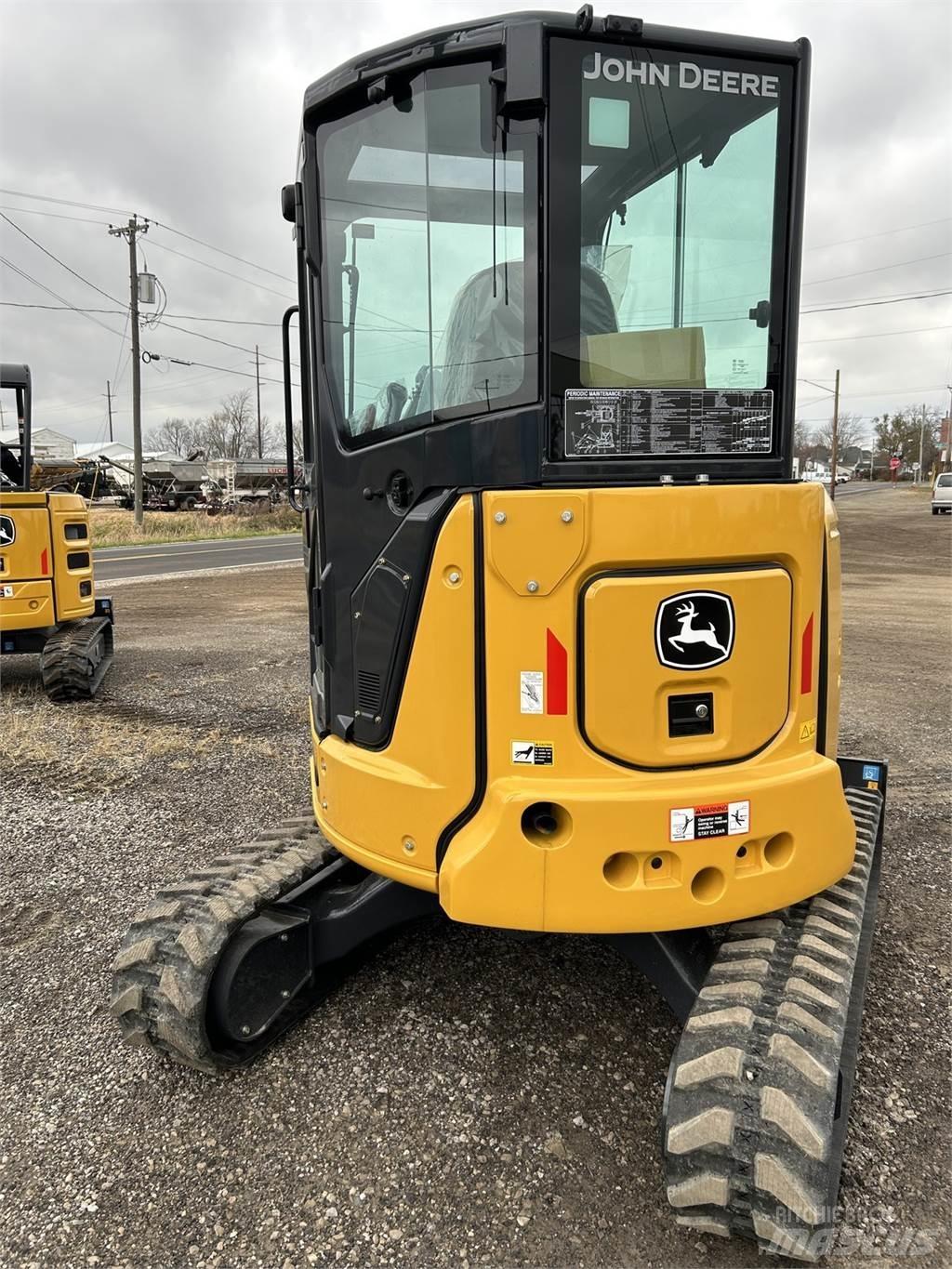 John Deere 35 P Minigraafmachines < 7t