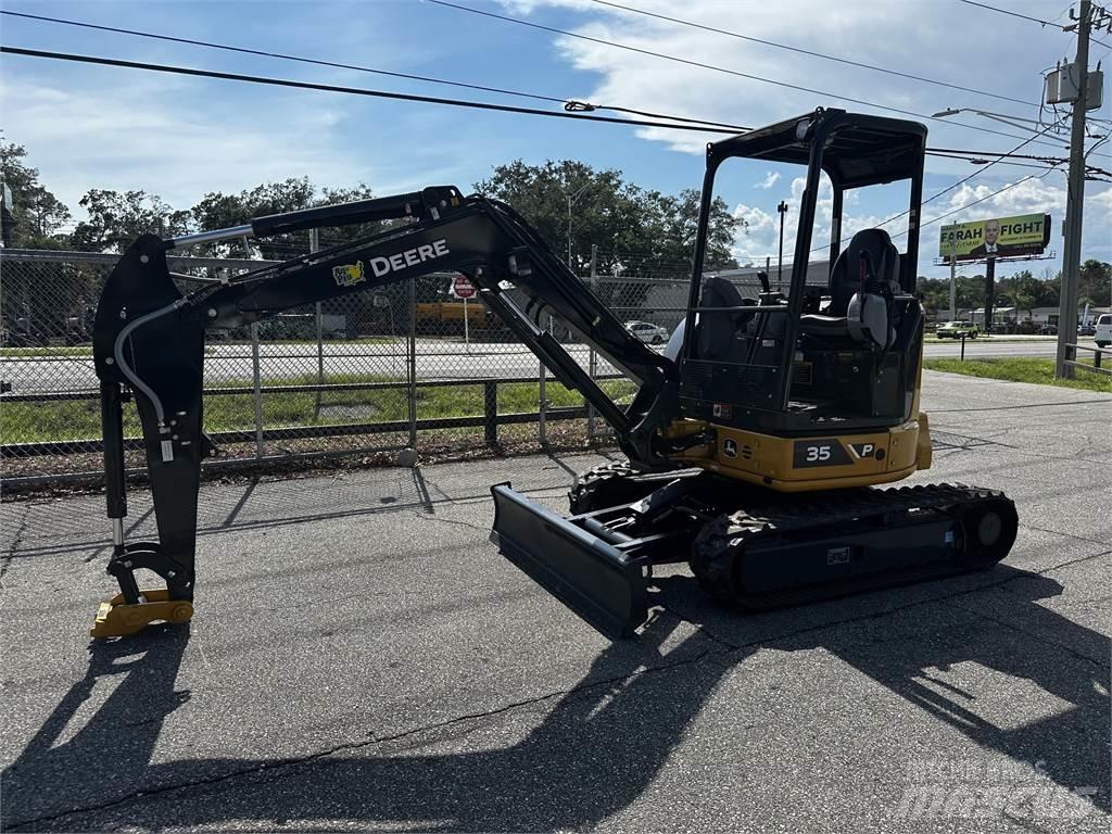 John Deere 35 P Minigraafmachines < 7t