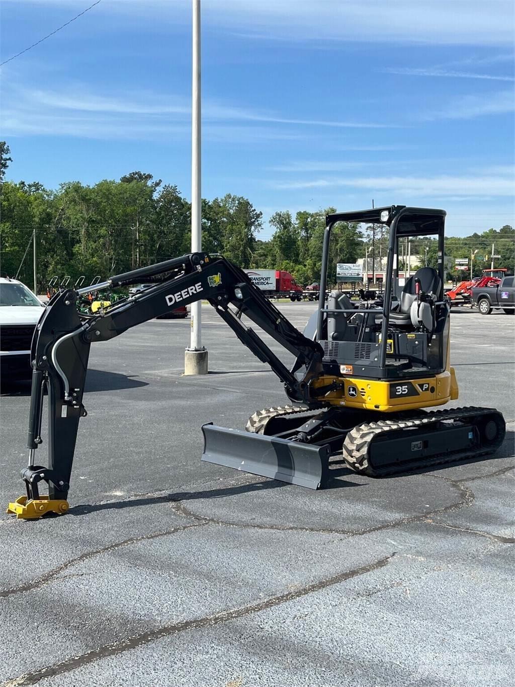 John Deere 35 P Minigraafmachines < 7t