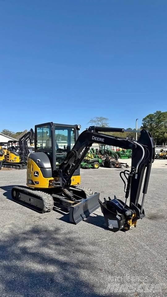 John Deere 35 P Minigraafmachines < 7t