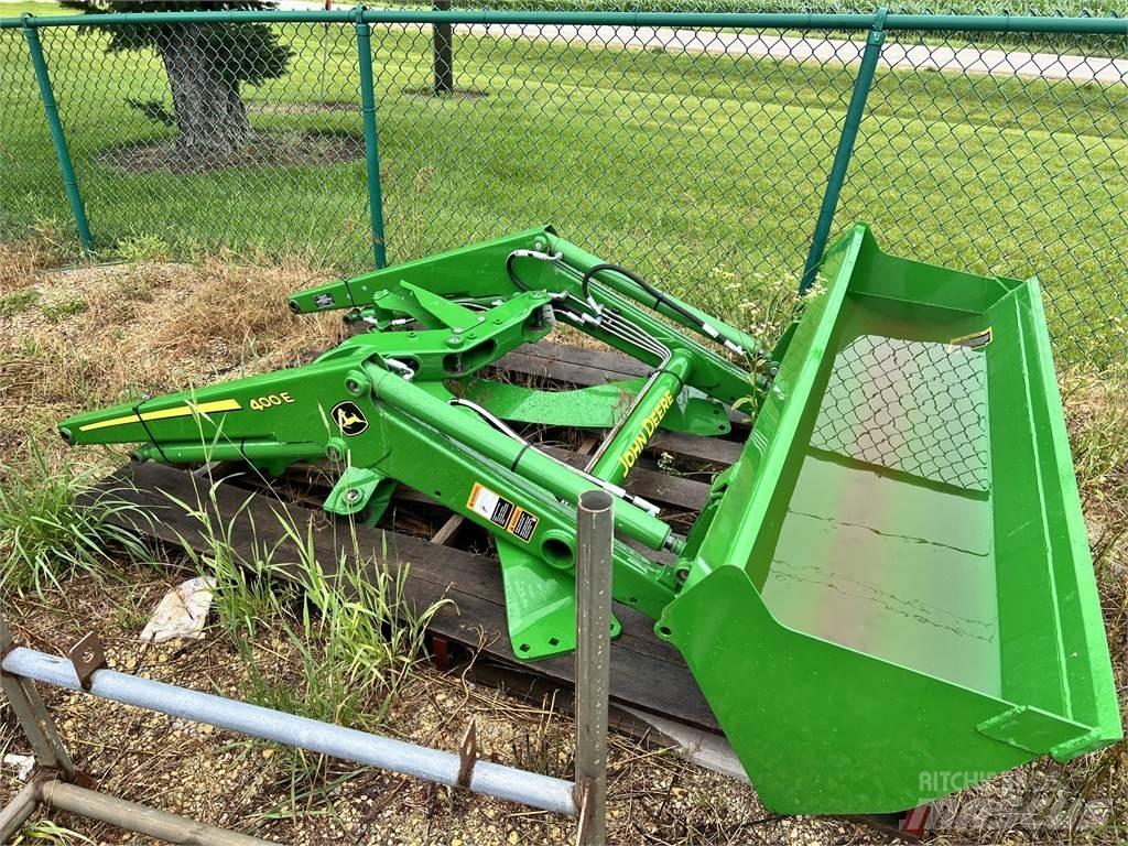 John Deere 400E Tractoren
