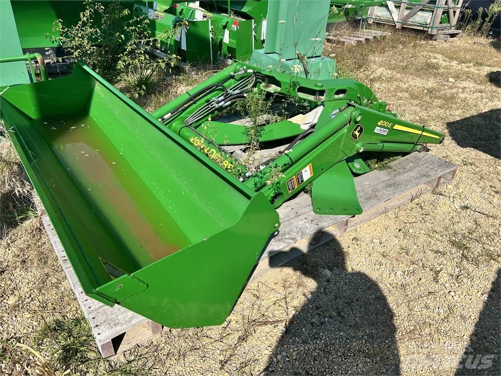 John Deere 400E Tractoren