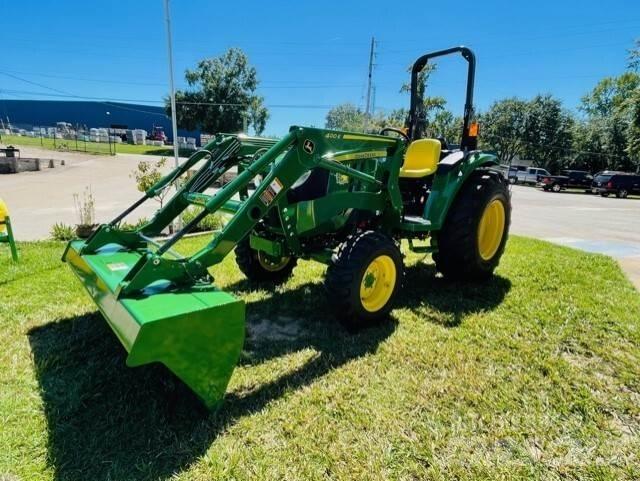 John Deere 4044M Tractoren