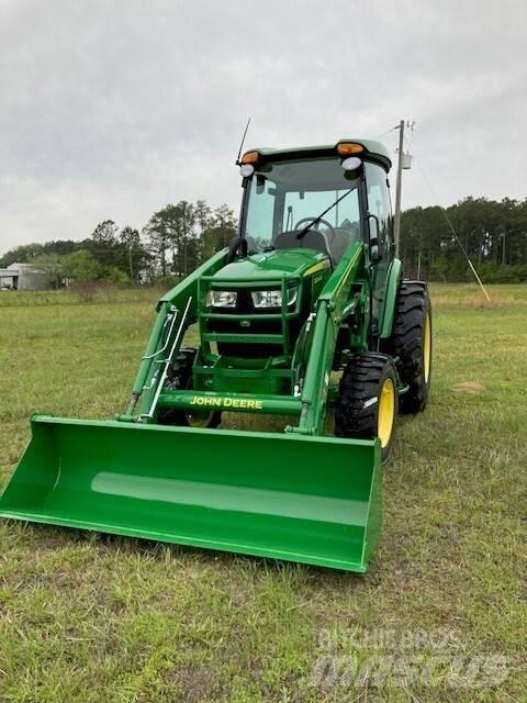 John Deere 4044R Tractoren