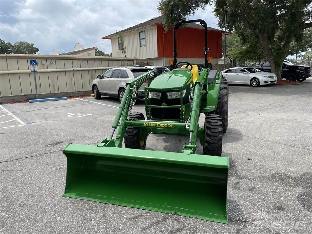 John Deere 4052M Tractoren