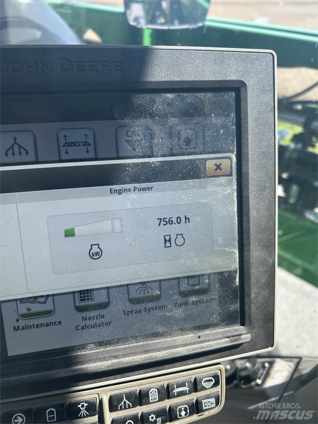 John Deere 408R Getrokken spuitmachines