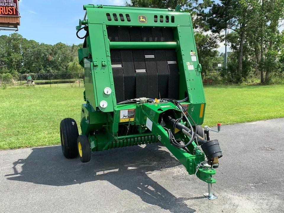 John Deere 450E Ronde-balenpersen