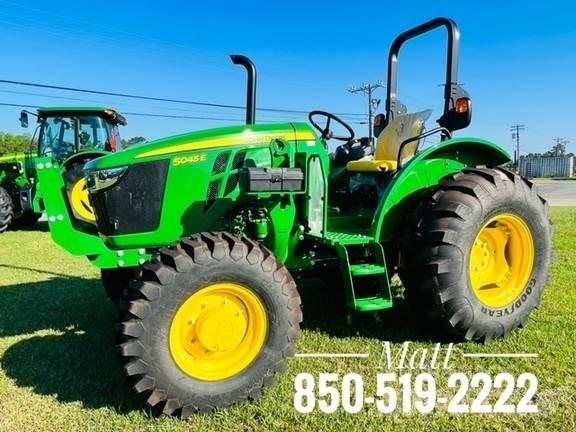 John Deere 5045E Tractoren