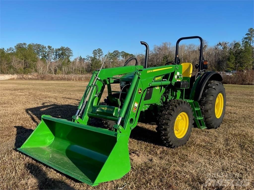 John Deere 5045E Tractoren