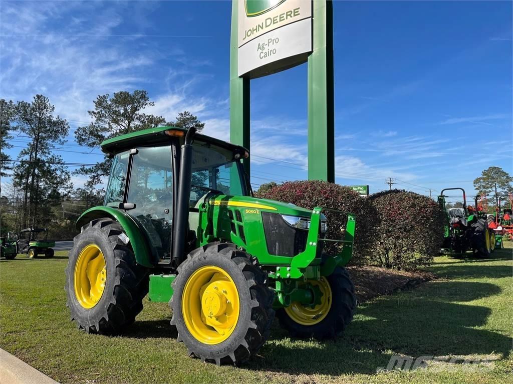John Deere 5060E Tractoren