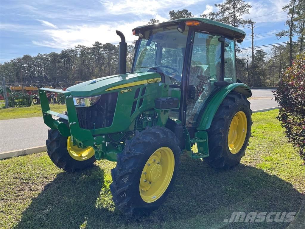 John Deere 5060E Tractoren