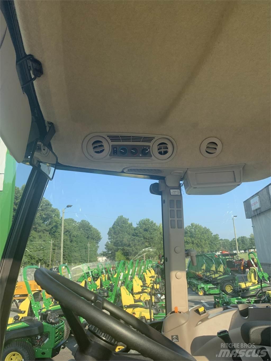 John Deere 5067 Tractoren