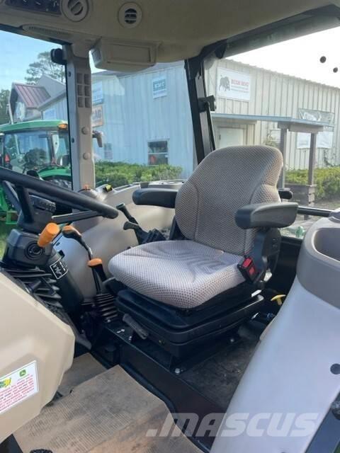 John Deere 5067E Tractoren