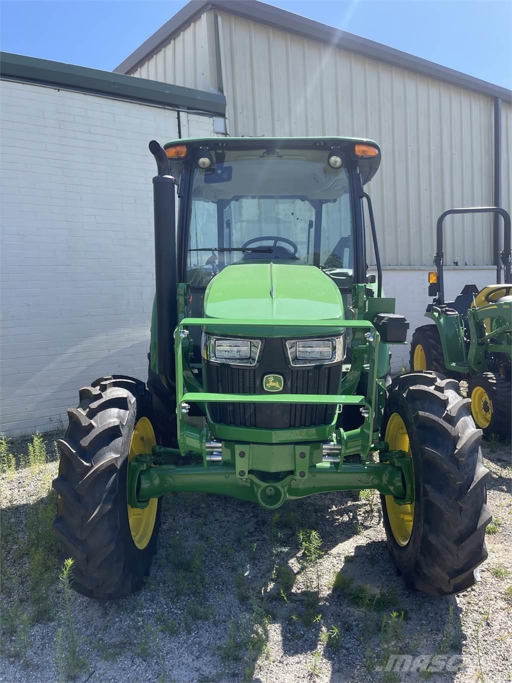 John Deere 5067E Tractoren