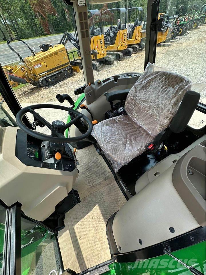 John Deere 5067E Tractoren