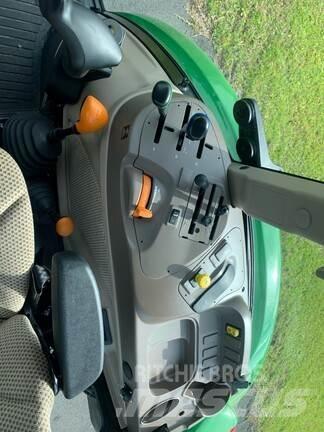 John Deere 5090E Compacttrekkers