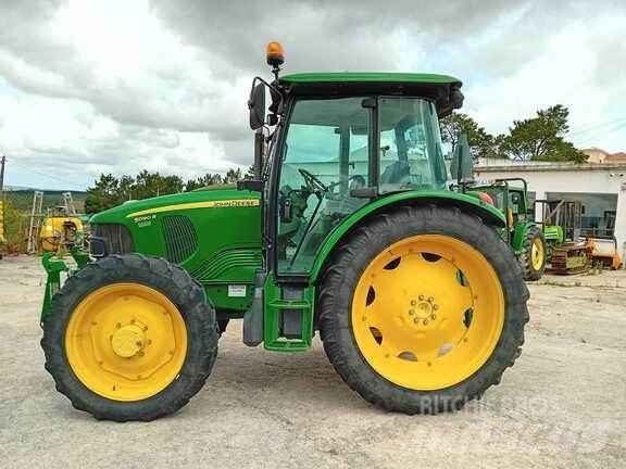 John Deere 5090R Tractoren