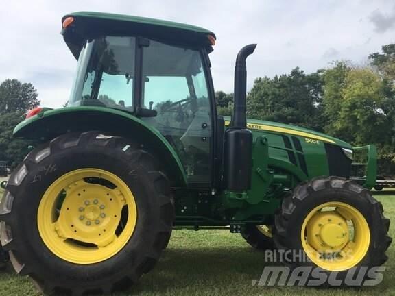 John Deere 5100E Tractoren