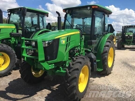 John Deere 5100E Tractoren