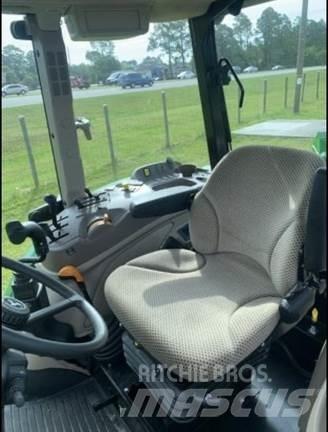 John Deere 5100E Tractoren