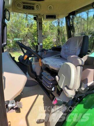 John Deere 5125M Tractoren