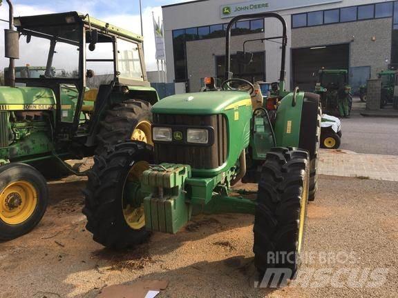 John Deere 5515 Tractoren
