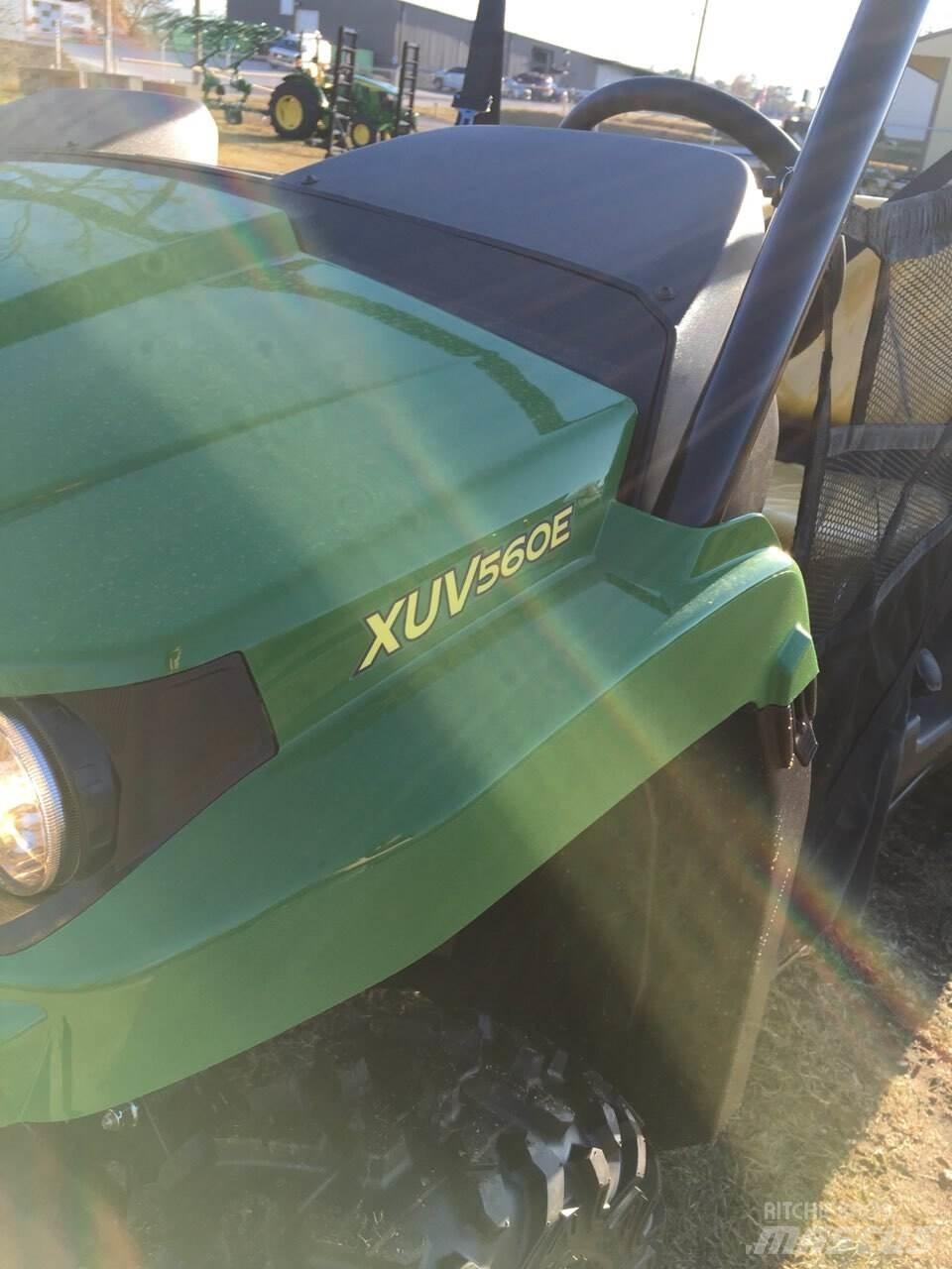 John Deere 560E Utiliteitsmachines