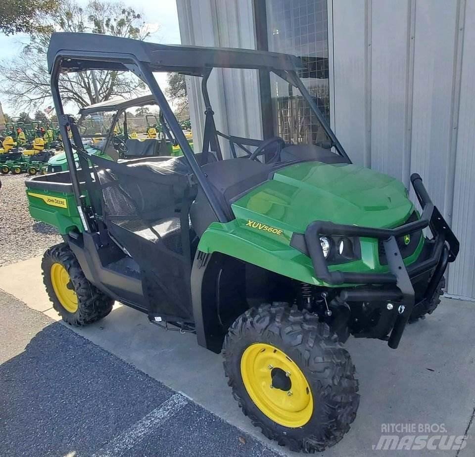 John Deere 560E Utiliteitsmachines