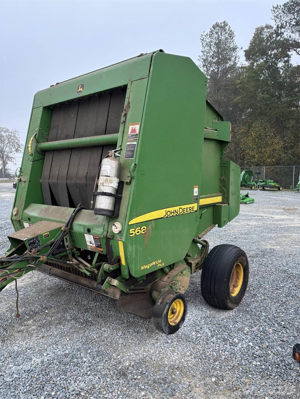 John Deere 568 Ronde-balenpersen